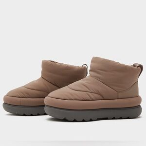 UGG- MAXI MINI BOOTS